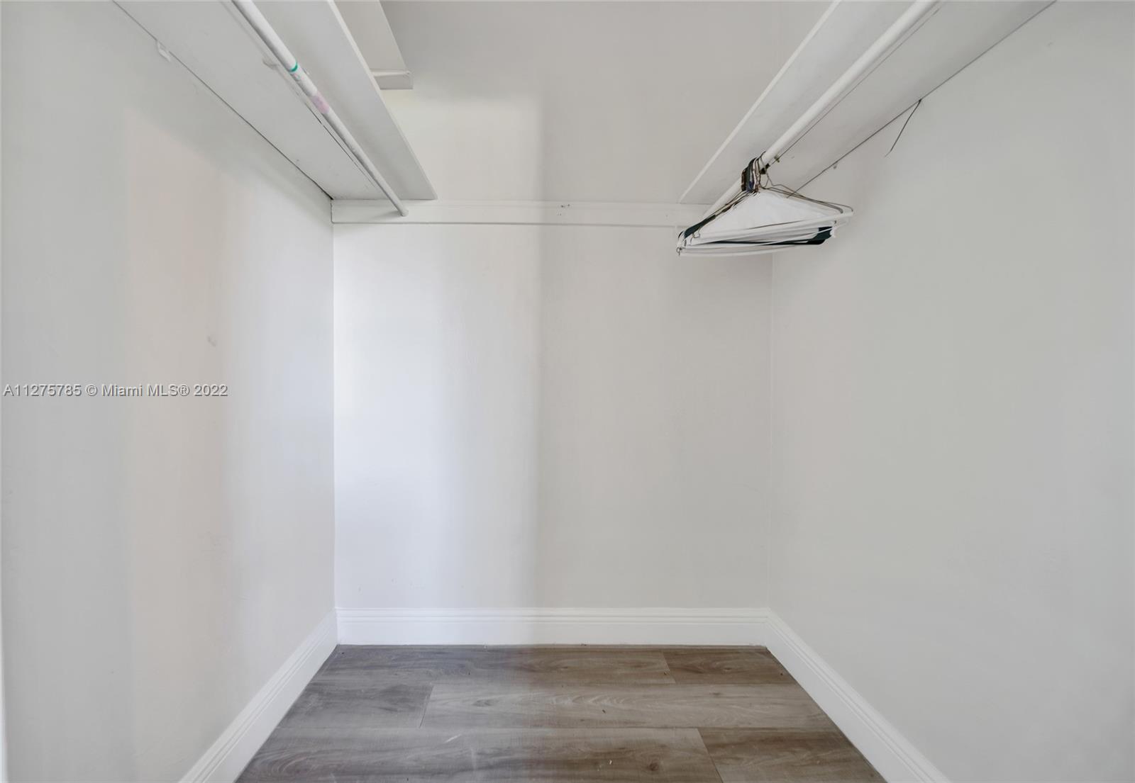 See details / 1824 sq. ft. $ 2022-09-20 0 Photo