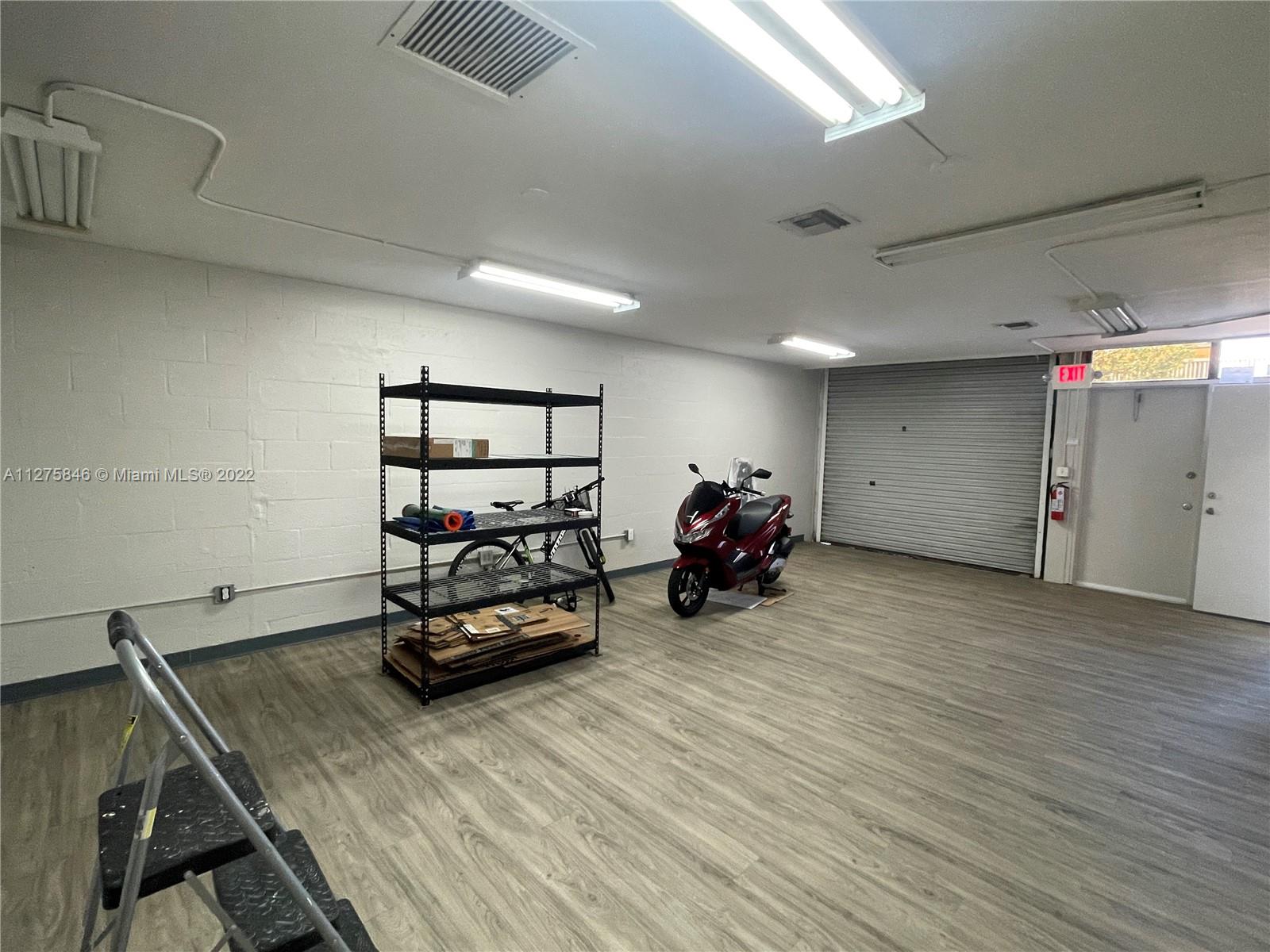See details 8 / sq. ft. $ 2022-11-11 0 Photo