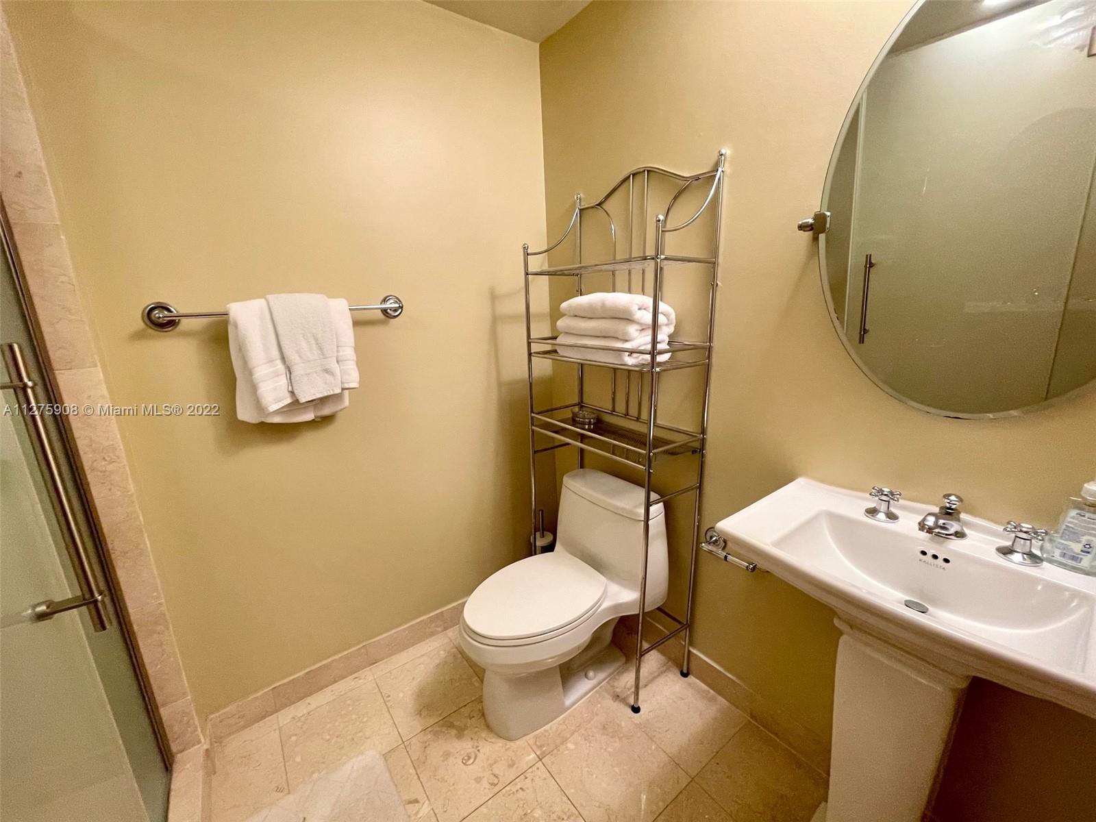 Ver detalles 3101 3 / 3 2065 sq. ft. $ 2022-09-20 0 foto