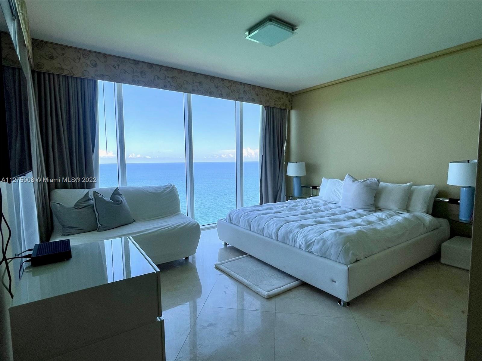 Ver detalles 3101 3 / 3 2065 sq. ft. $ 2022-09-20 0 foto