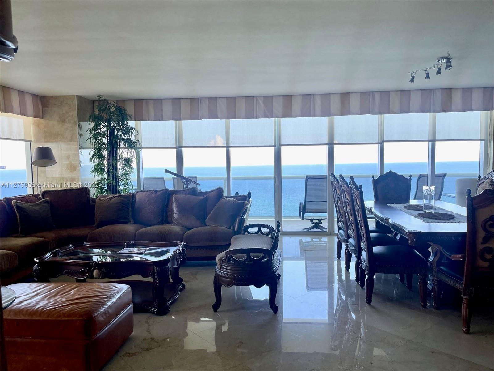 Ver detalles 3101 3 / 3 2065 sq. ft. $ 2022-09-20 0 foto