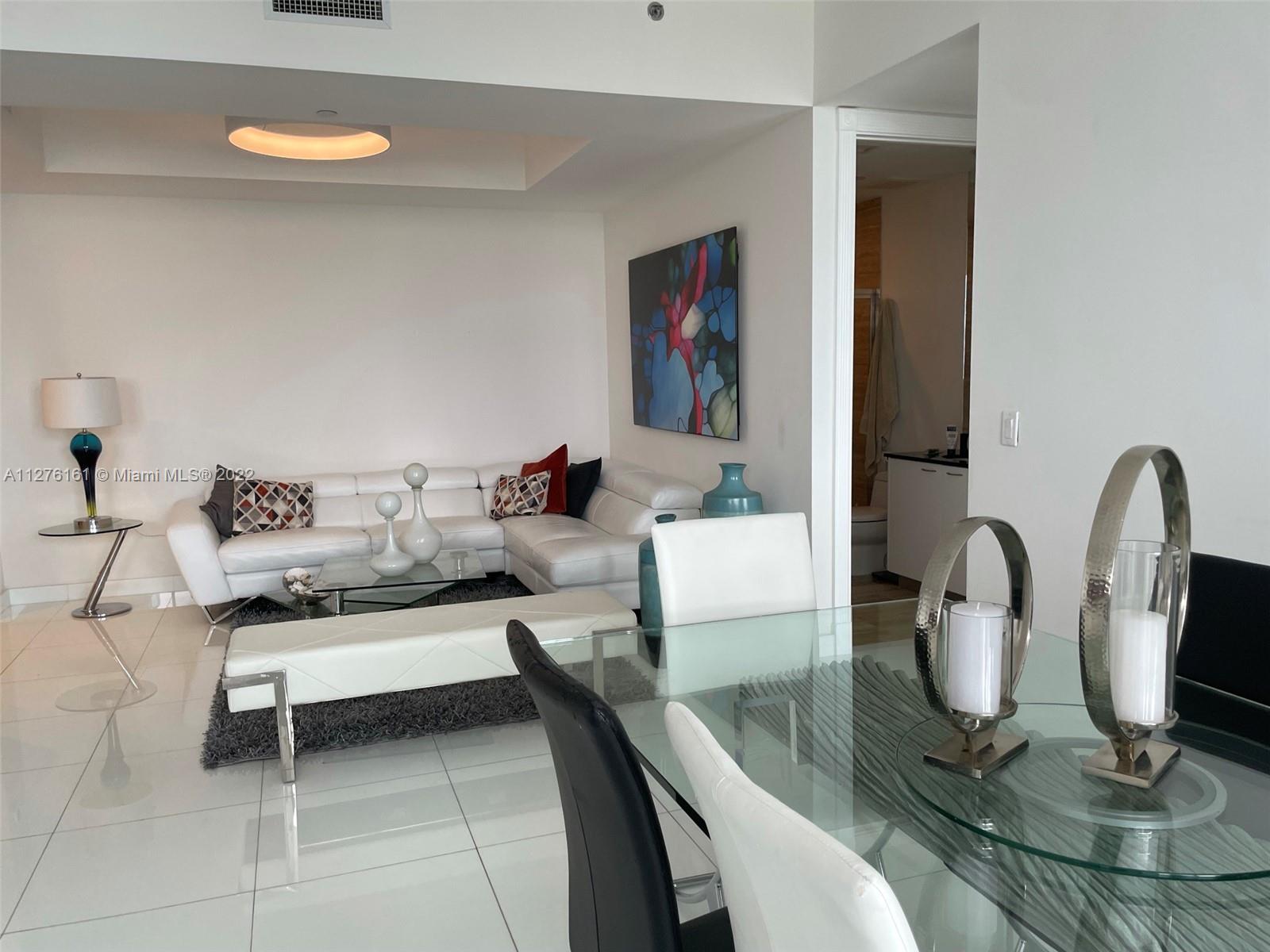 Ver detalles 2305 2 / 2 1463 sq. ft. $ 2022-09-21 0 foto