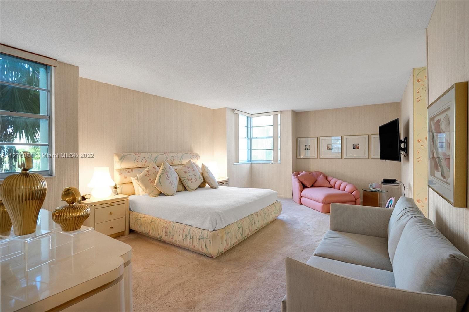 Photo of 1880 Ocean Dr #404, Hallandale Beach, Florida, 33009 -