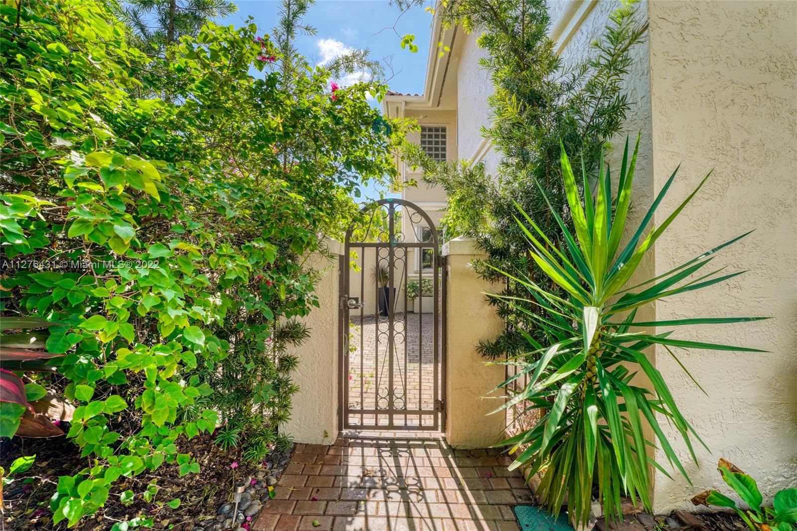 Photo of 1557 Mariner Way , Hollywood, Florida, 33019 -