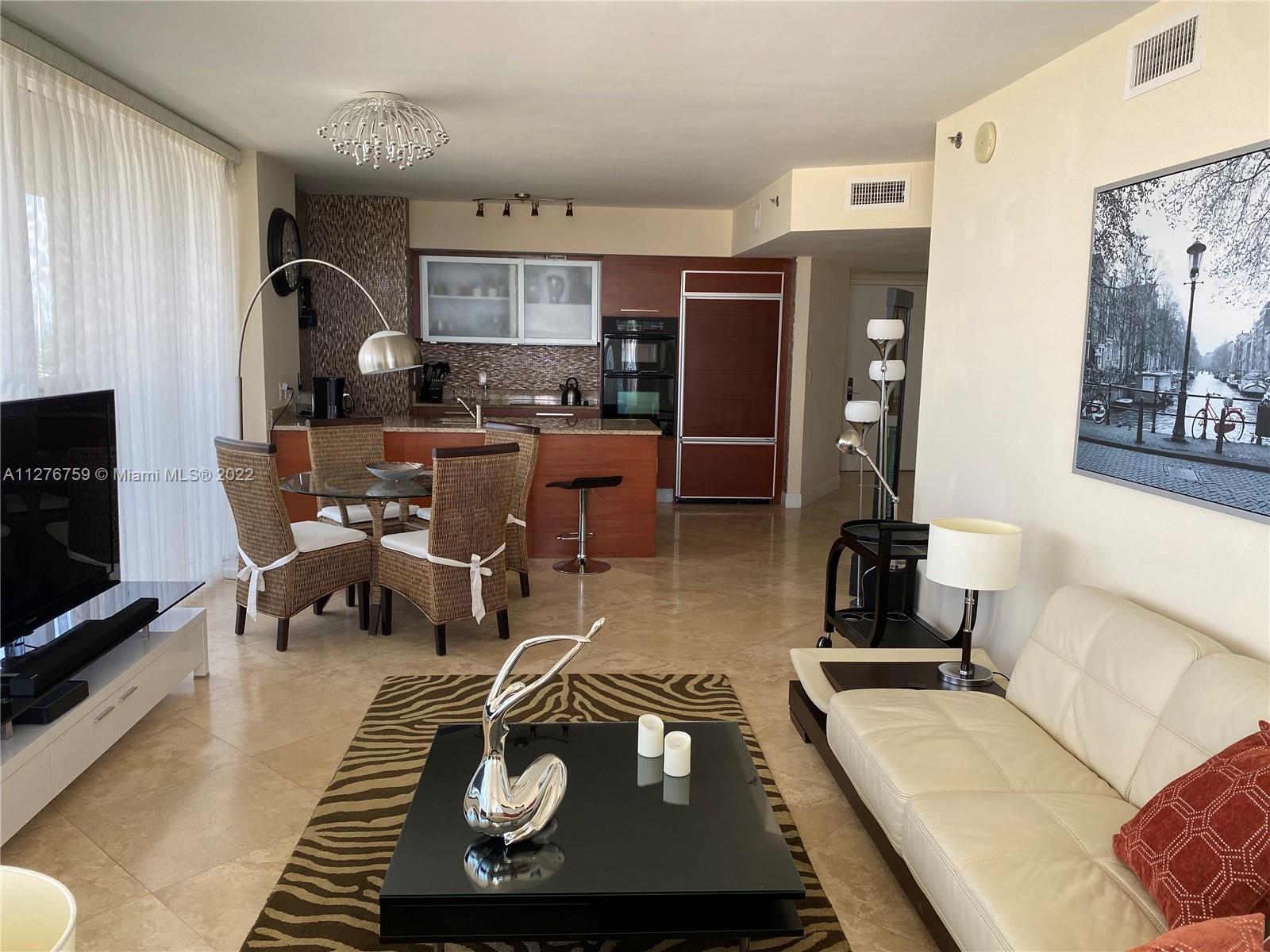 See details 4806 2 / 4 1458 sq. ft. $ 2022-09-22 0 Photo