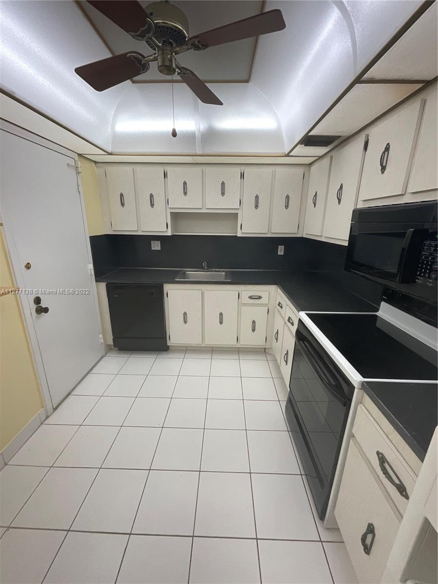 Photo of 600 three Island Blvd #504, Hallandale Beach, Florida, 33009 -