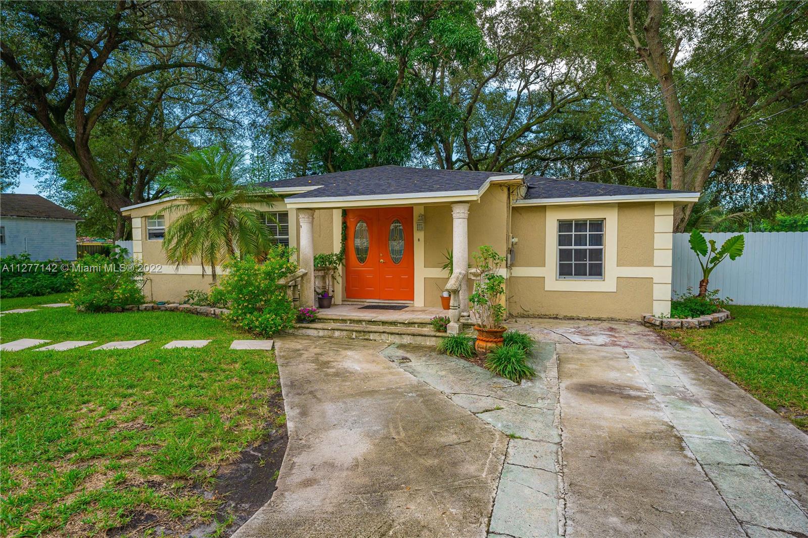 See details / 1529 sq. ft. $ 2022-09-22 0 Photo