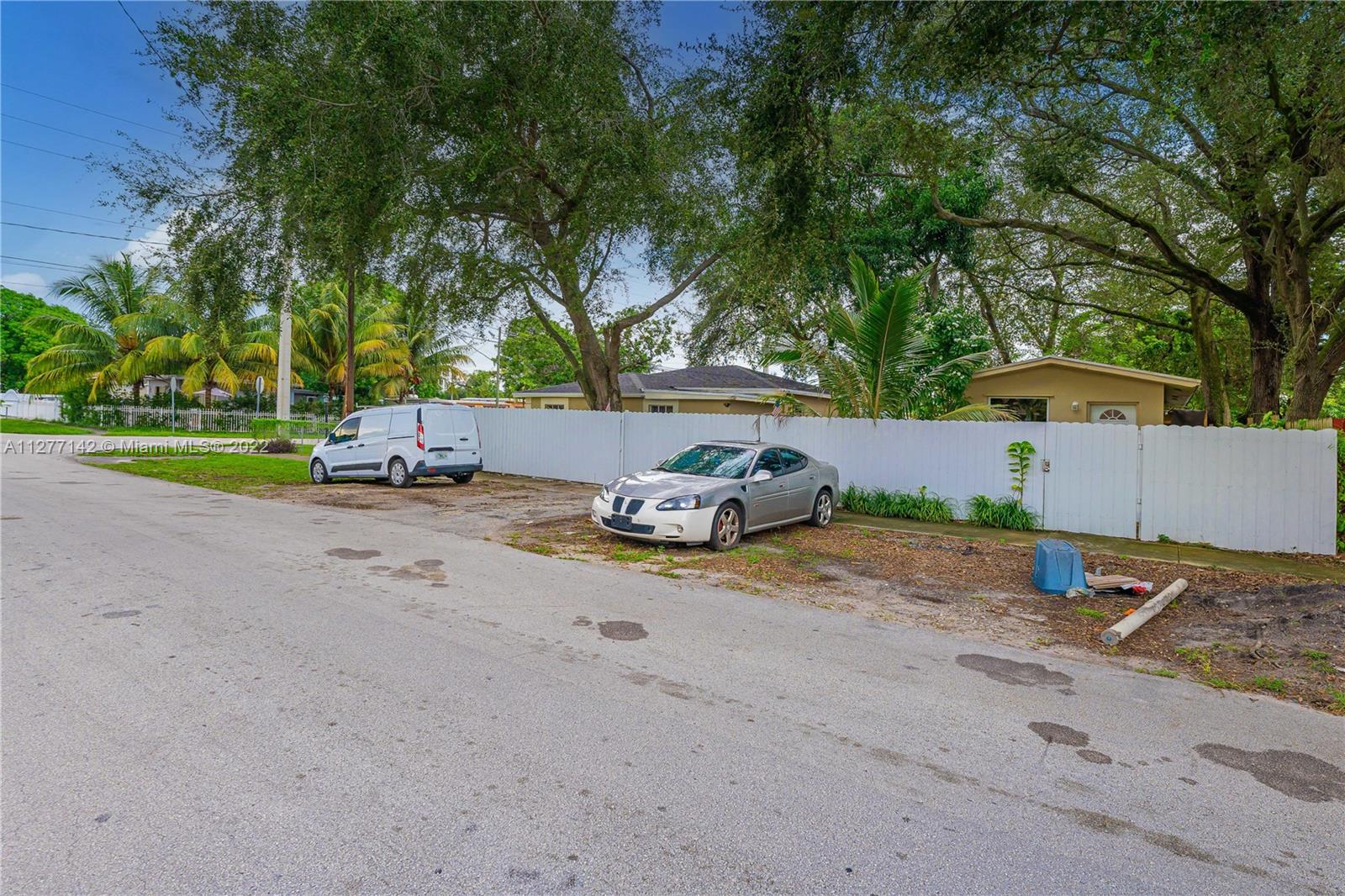 See details / 1529 sq. ft. $ 2022-09-22 0 Photo