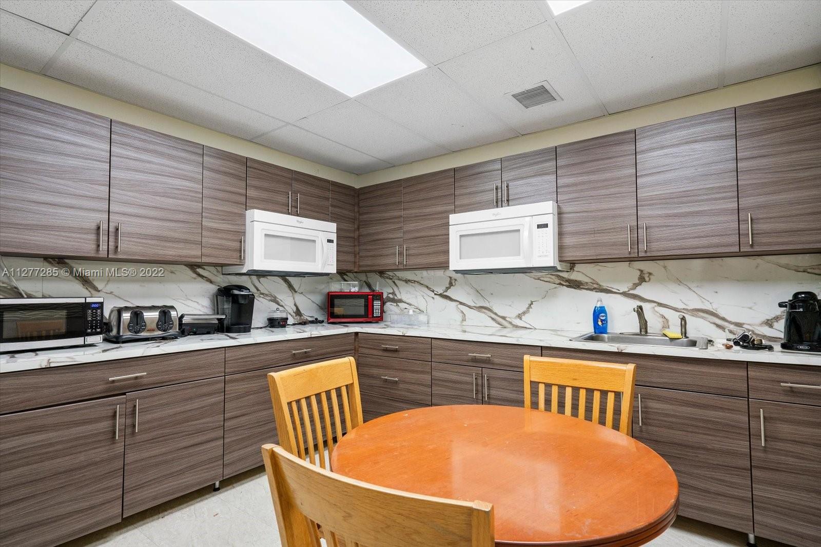 See details / sq. ft. $ 2022-09-23 0 Photo