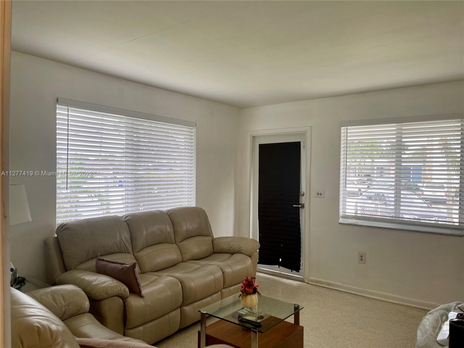 See details / 1875 sq. ft. $ 2022-11-04 0 Photo