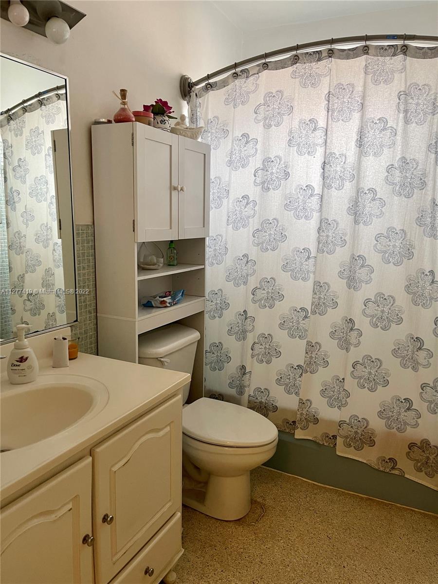 See details / 1875 sq. ft. $ 2022-11-04 0 Photo