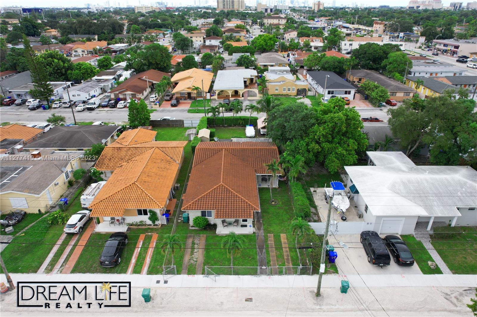 See details / 1875 sq. ft. $ 2022-11-04 0 Photo