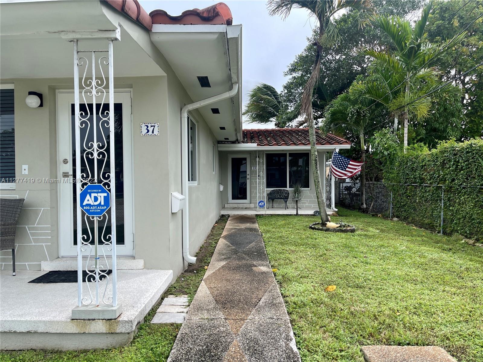 See details / 1875 sq. ft. $ 2022-11-04 0 Photo