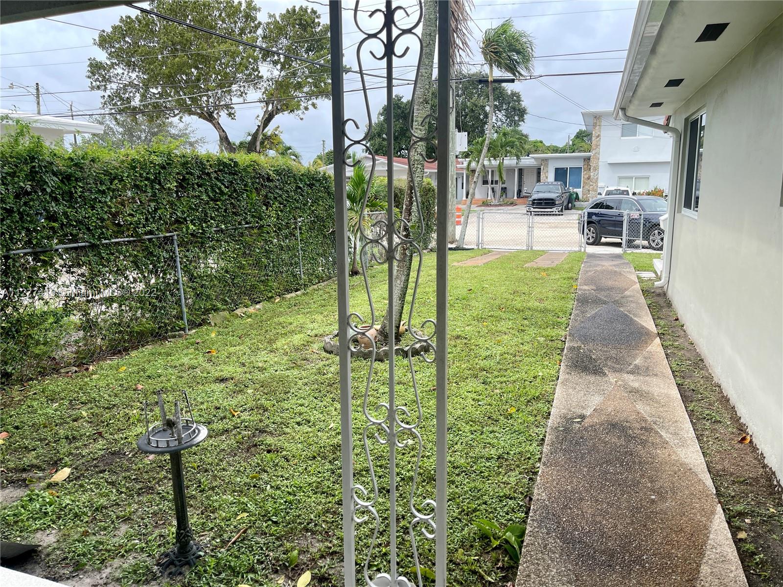 See details / 1875 sq. ft. $ 2022-11-04 0 Photo