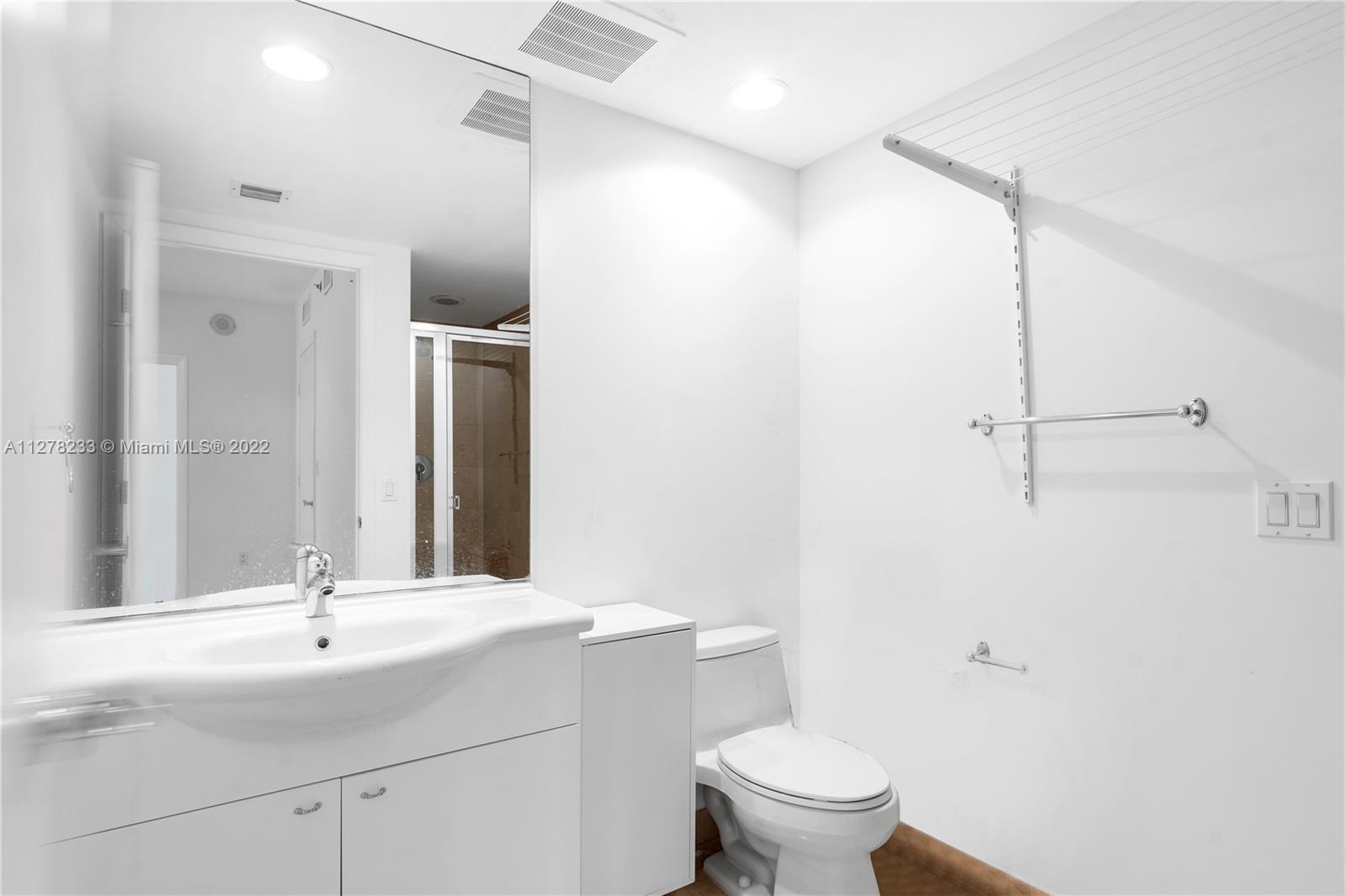 See details 2804 3 / 4 2078 sq. ft. $ 2022-10-24 0 Photo