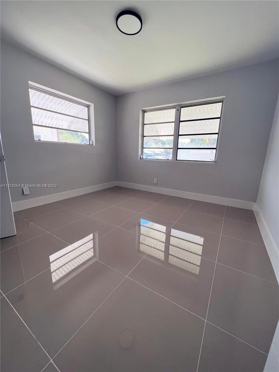 See details / 2290 sq. ft. $ 2022-11-23 0 Photo