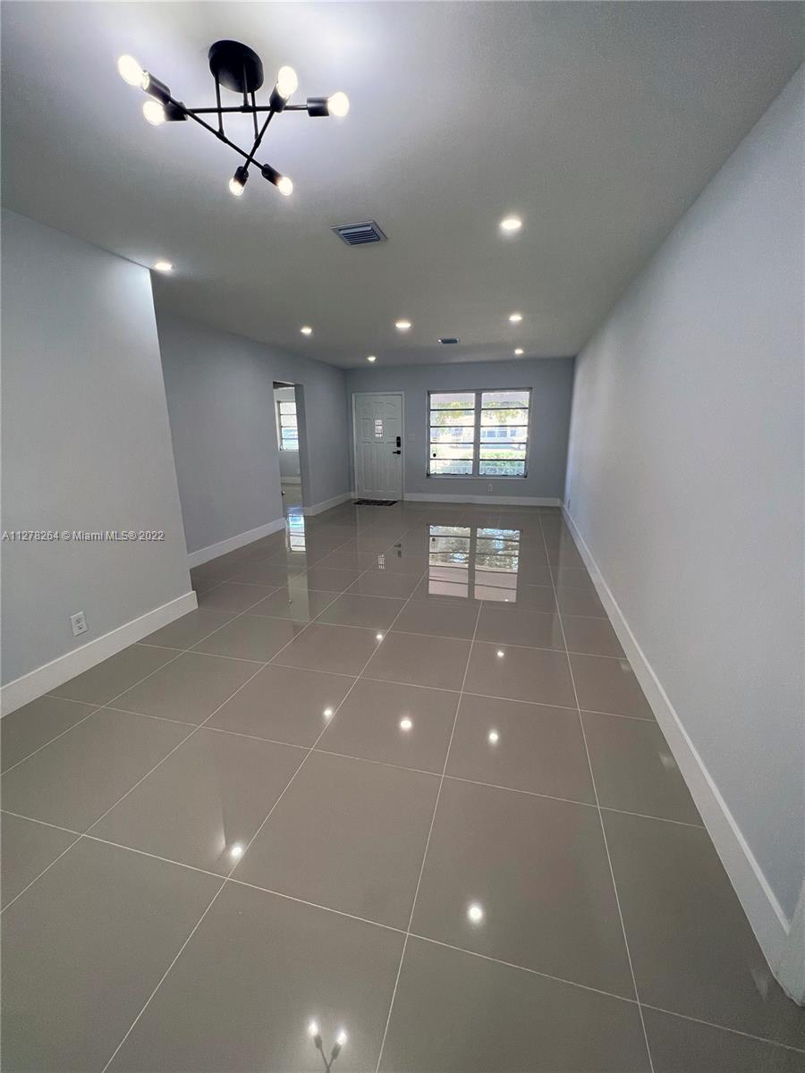 See details / 2290 sq. ft. $ 2022-11-23 0 Photo