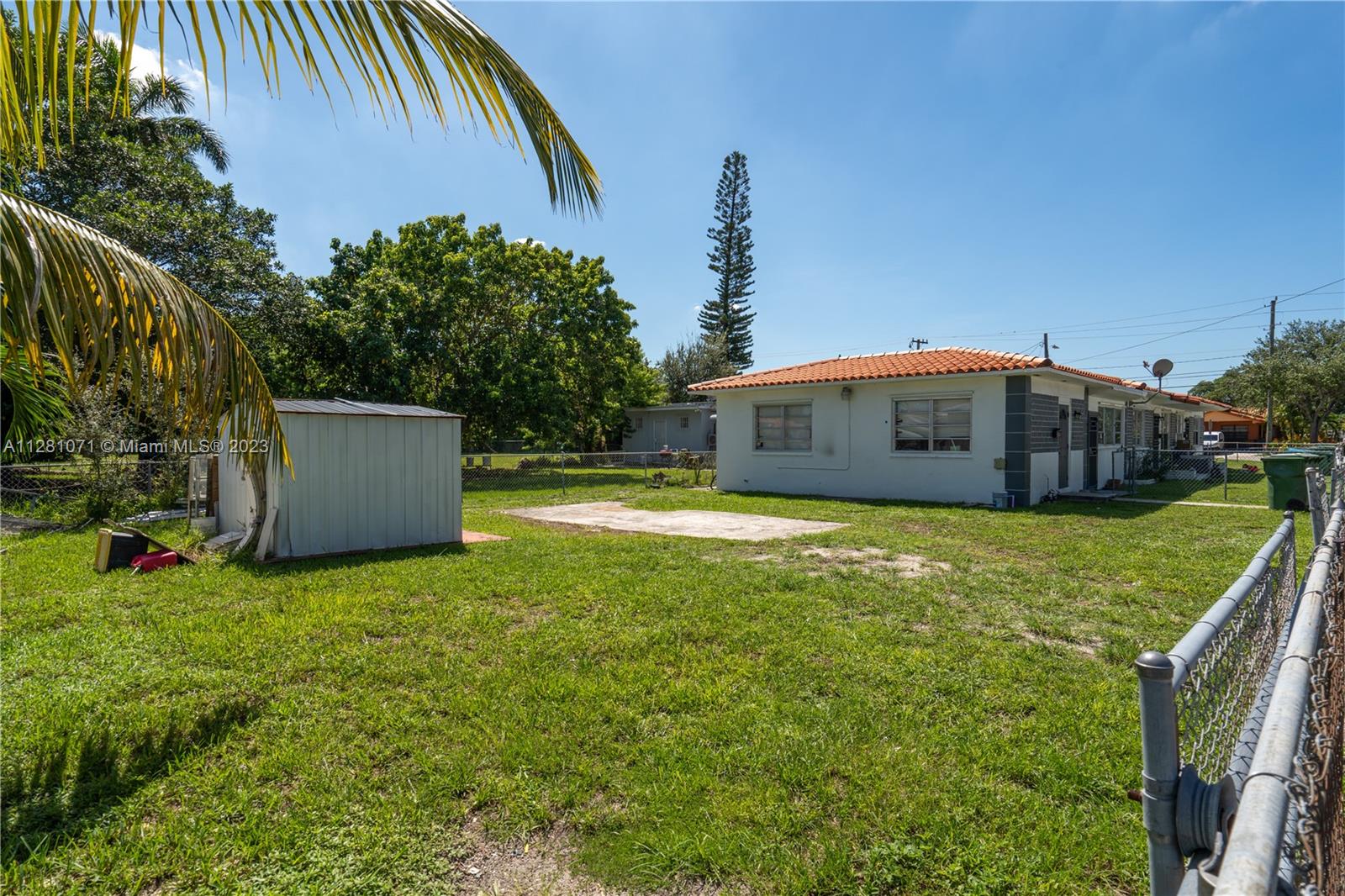 See details / 2072 sq. ft. $ 2022-09-28 0 Photo