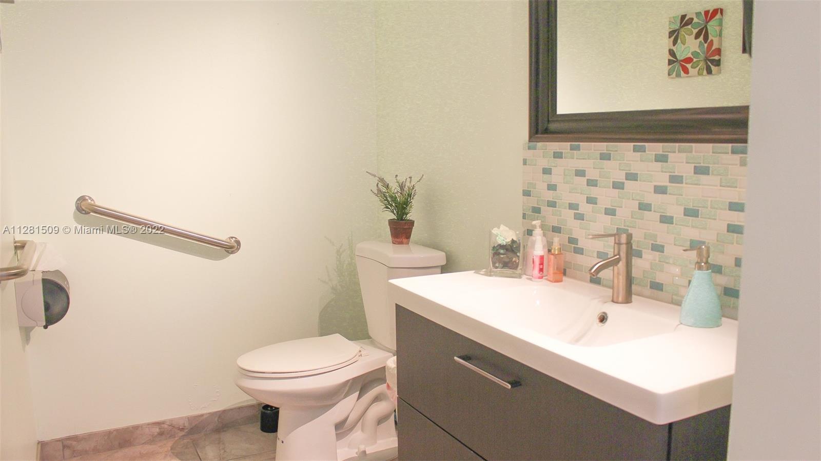 See details A10 / sq. ft. $ 2022-09-29 0 Photo