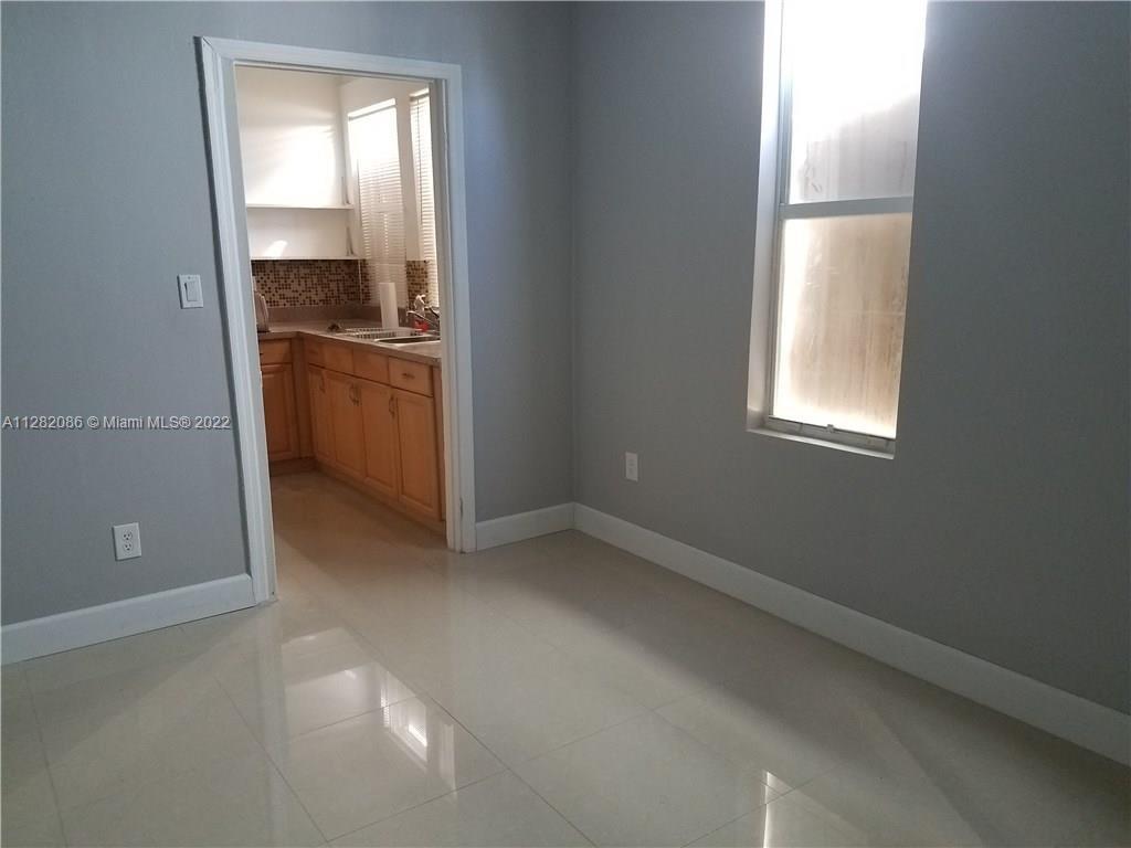 See details / 1696 sq. ft. $ 2022-09-30 0 Photo