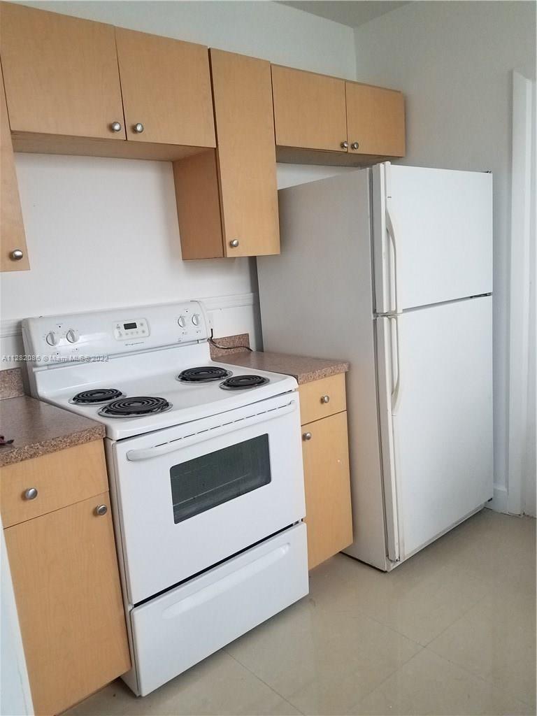 See details / 1696 sq. ft. $ 2022-09-30 0 Photo