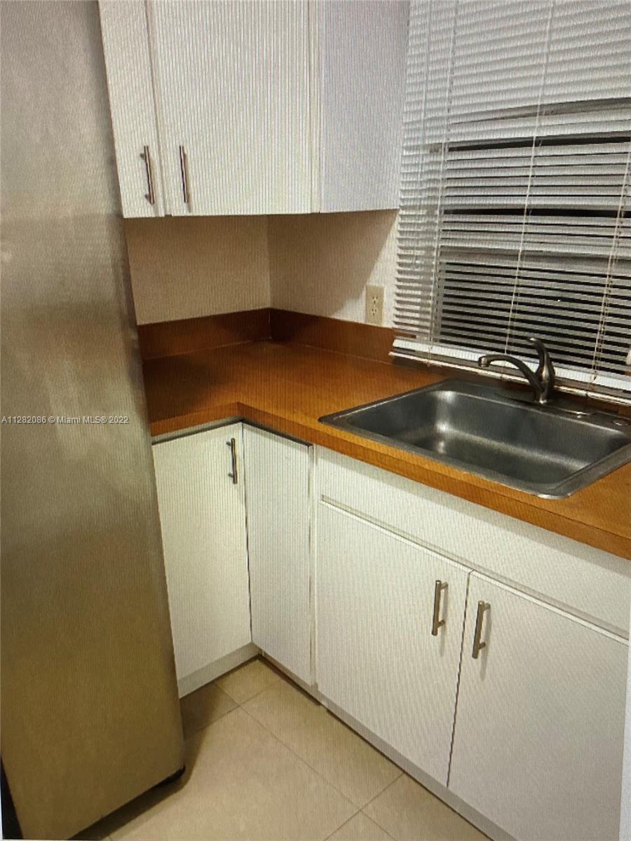 See details / 1696 sq. ft. $ 2022-09-30 0 Photo