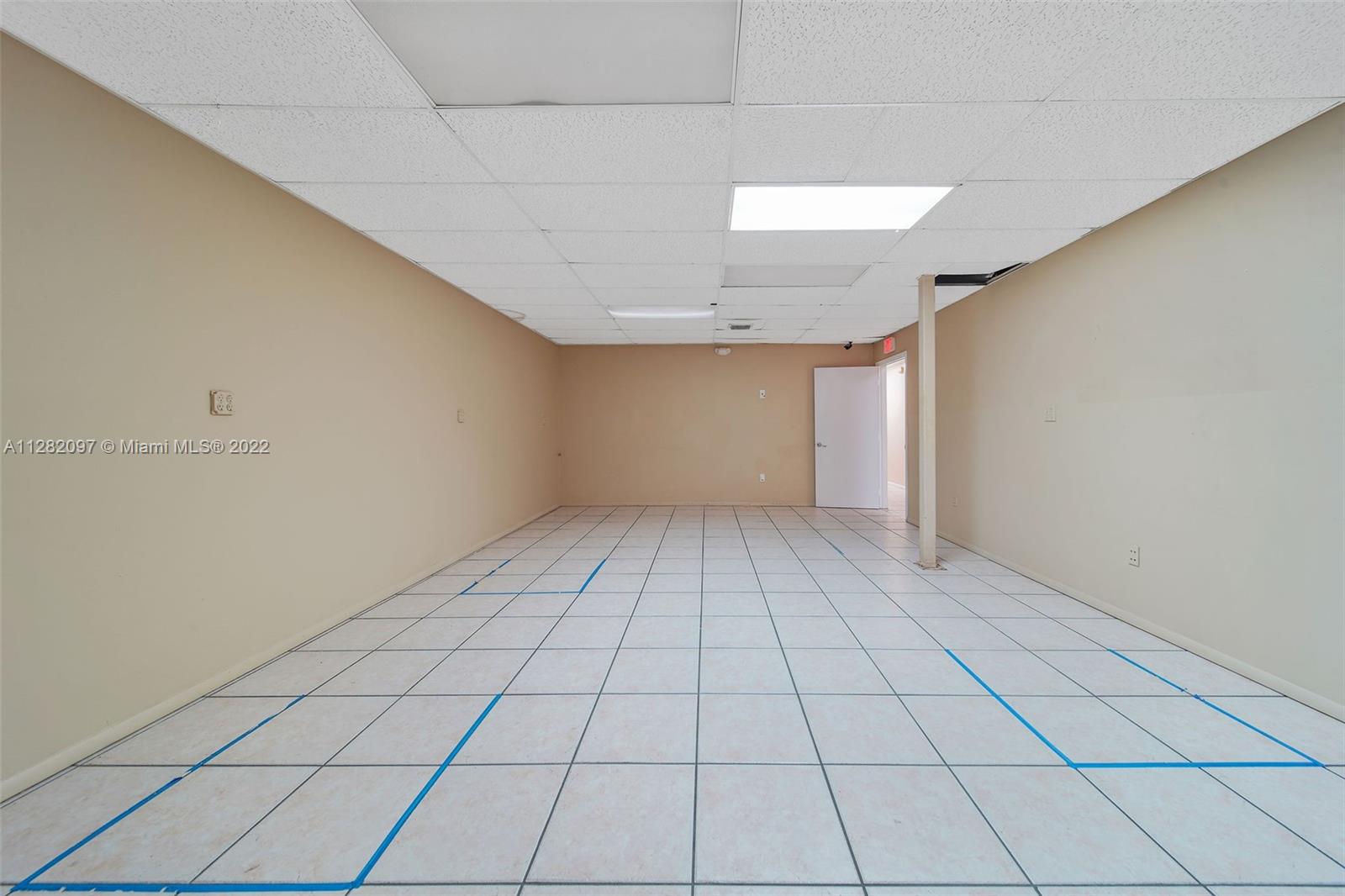 See details / sq. ft. $ 2022-09-30 0 Photo
