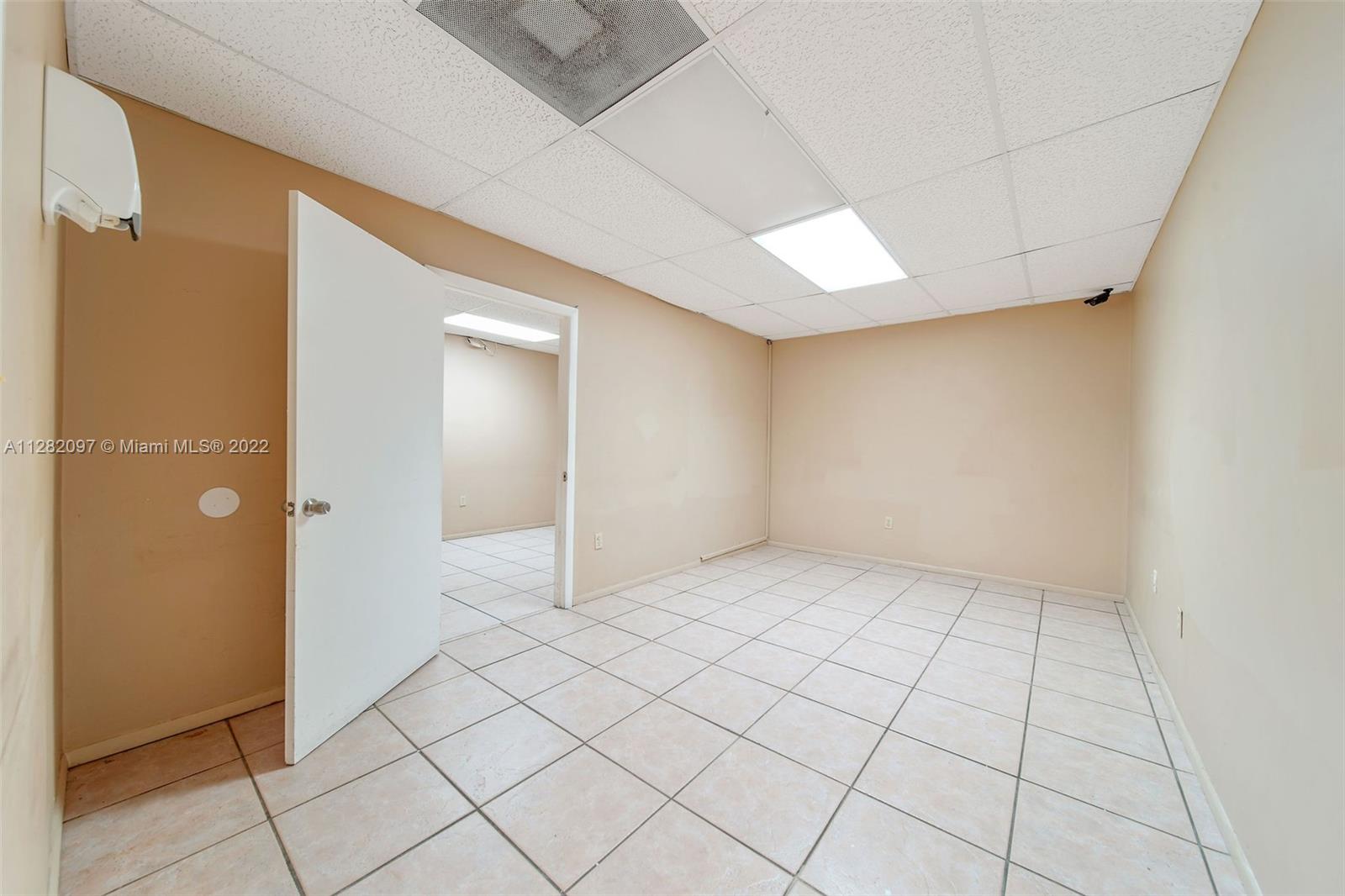 See details / sq. ft. $ 2022-09-30 0 Photo