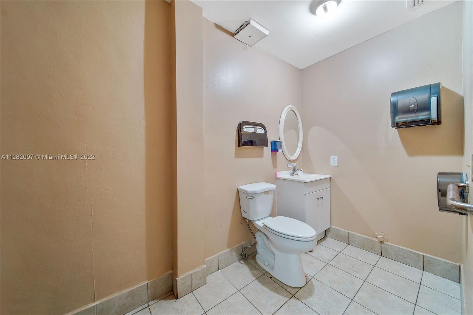 See details / sq. ft. $ 2022-09-30 0 Photo
