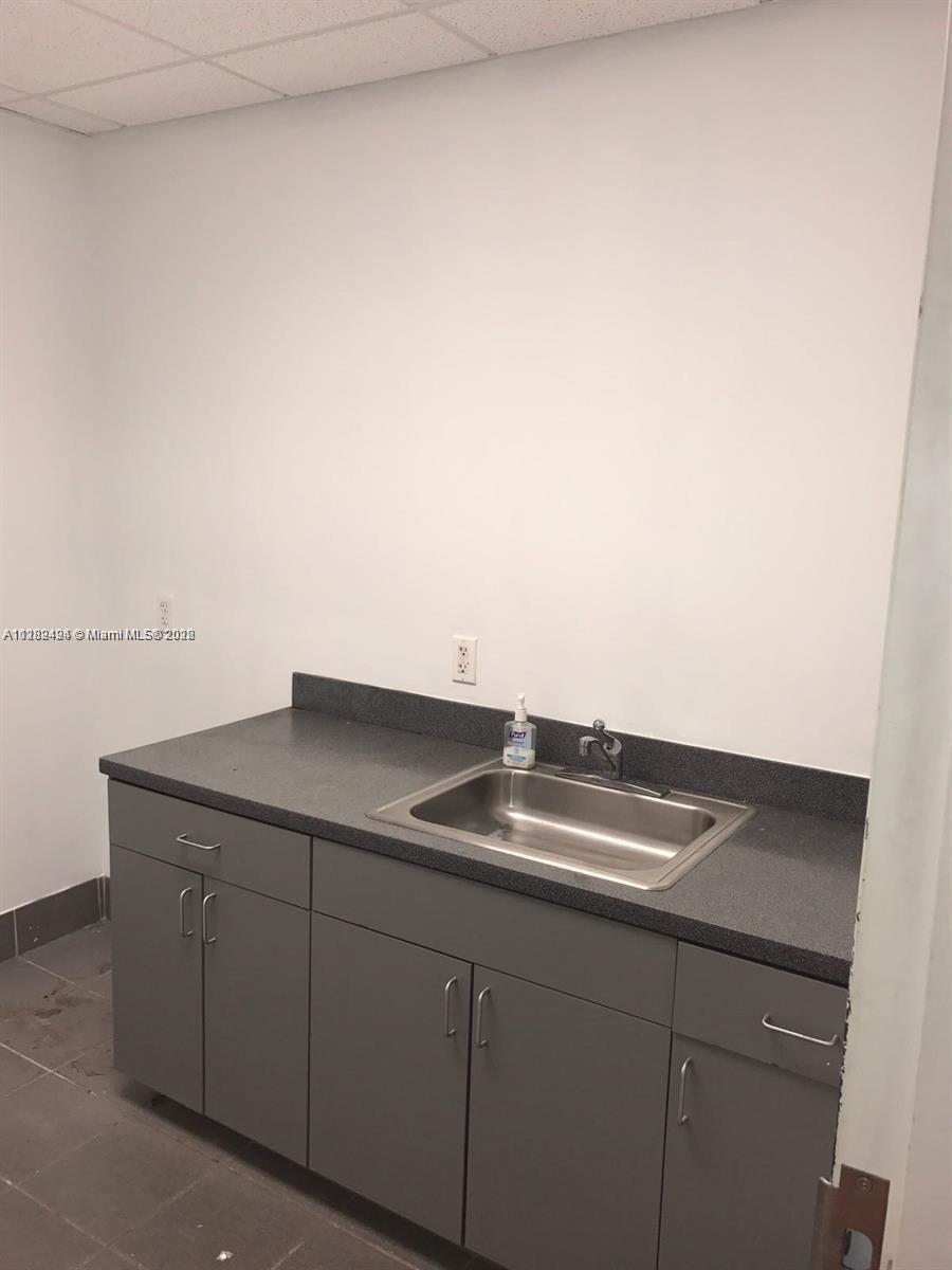 See details 112 / sq. ft. $ 2022-10-01 0 Photo