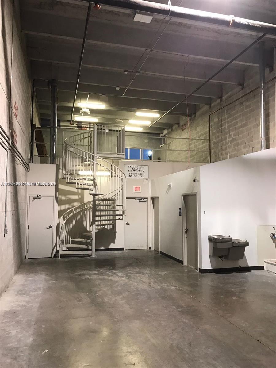 See details 112 / sq. ft. $ 2022-10-01 0 Photo
