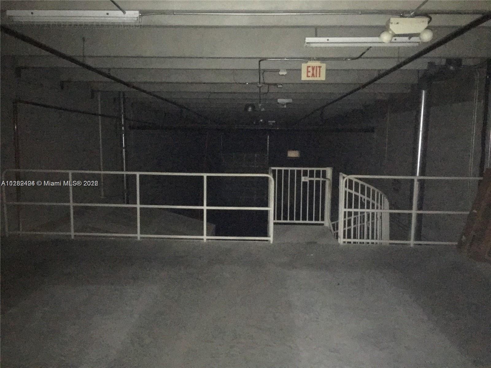 See details 112 / sq. ft. $ 2022-10-01 0 Photo