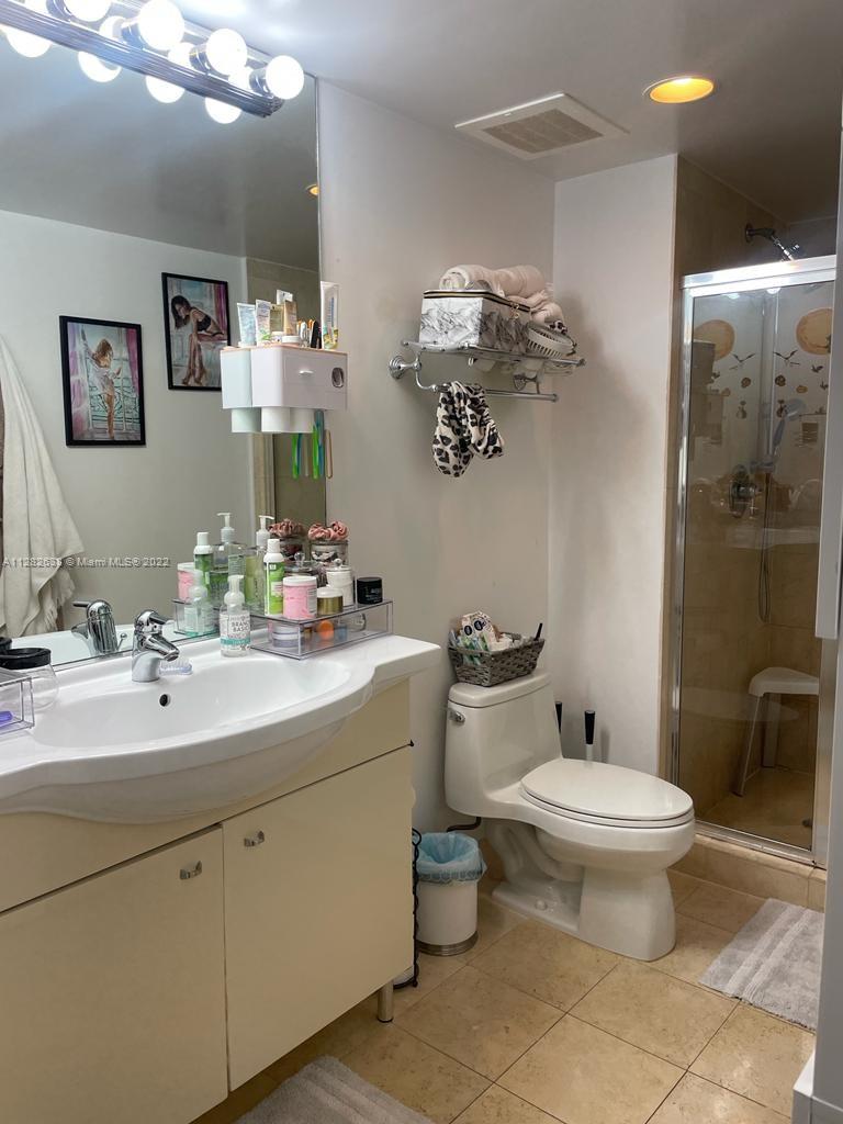Ver detalles 2005 1 / 1 811 sq. ft. $ 2022-10-01 0 foto