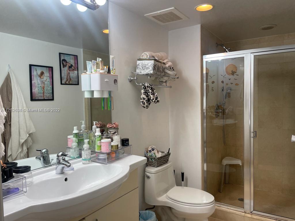 Ver detalles 2005 1 / 1 811 sq. ft. $ 2022-10-01 0 foto