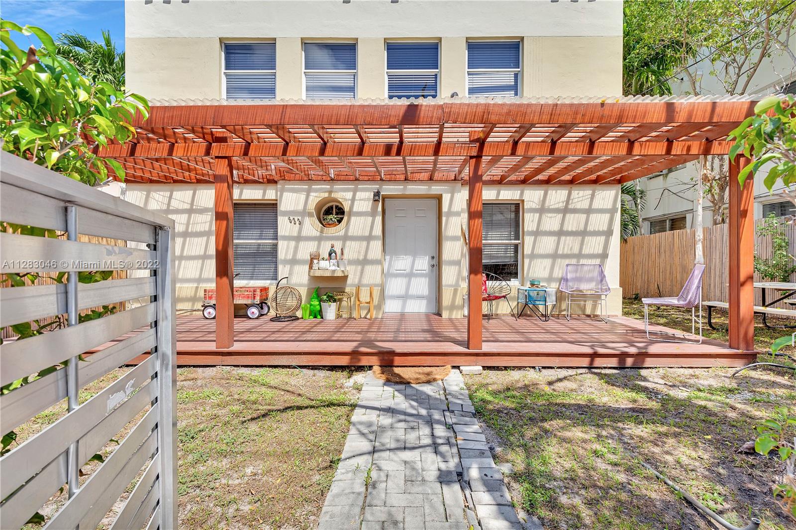 See details / 3757 sq. ft. $ 2022-10-03 0 Photo
