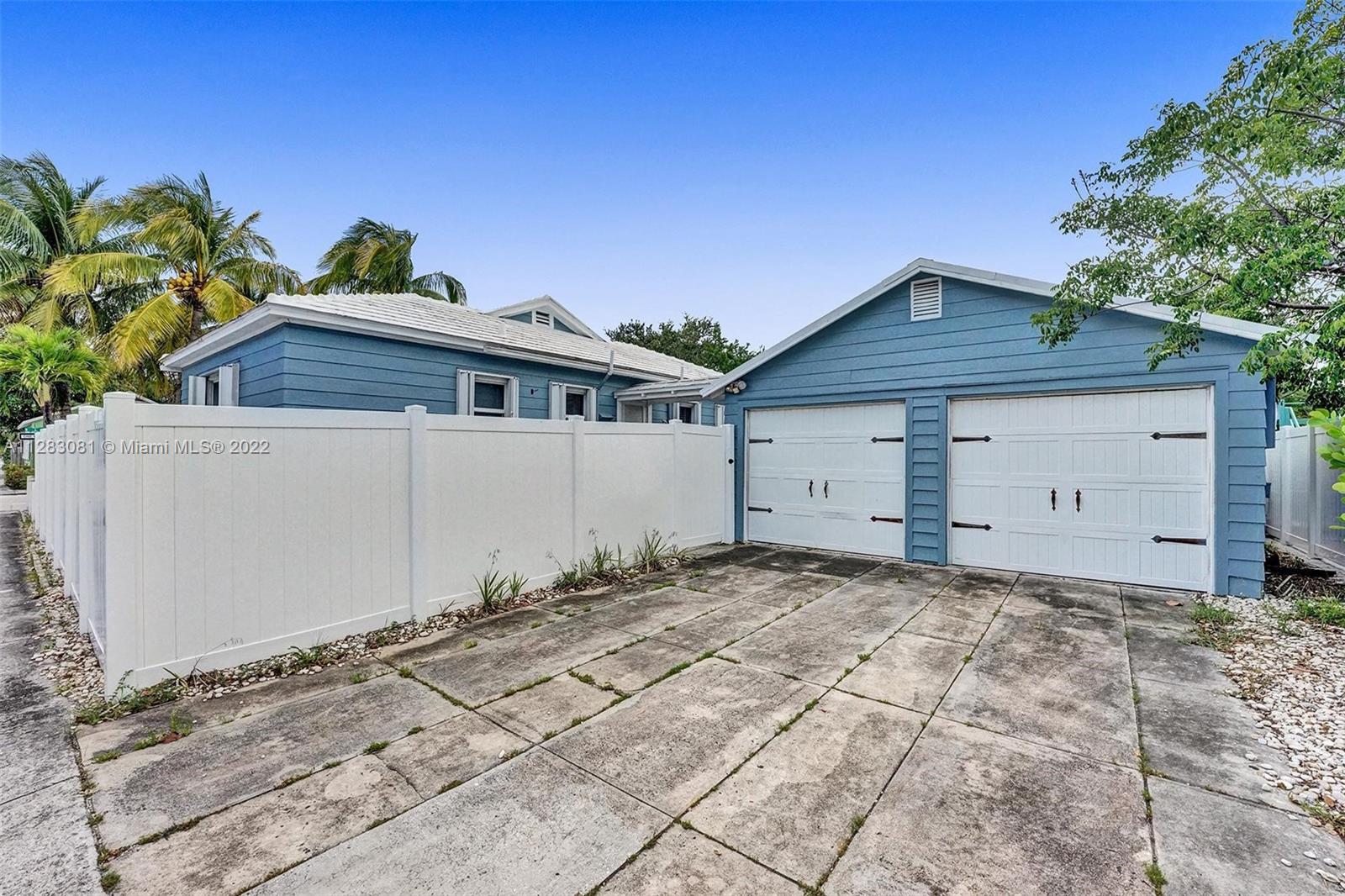 See details / 1121 sq. ft. $ 2023-01-04 0 Photo