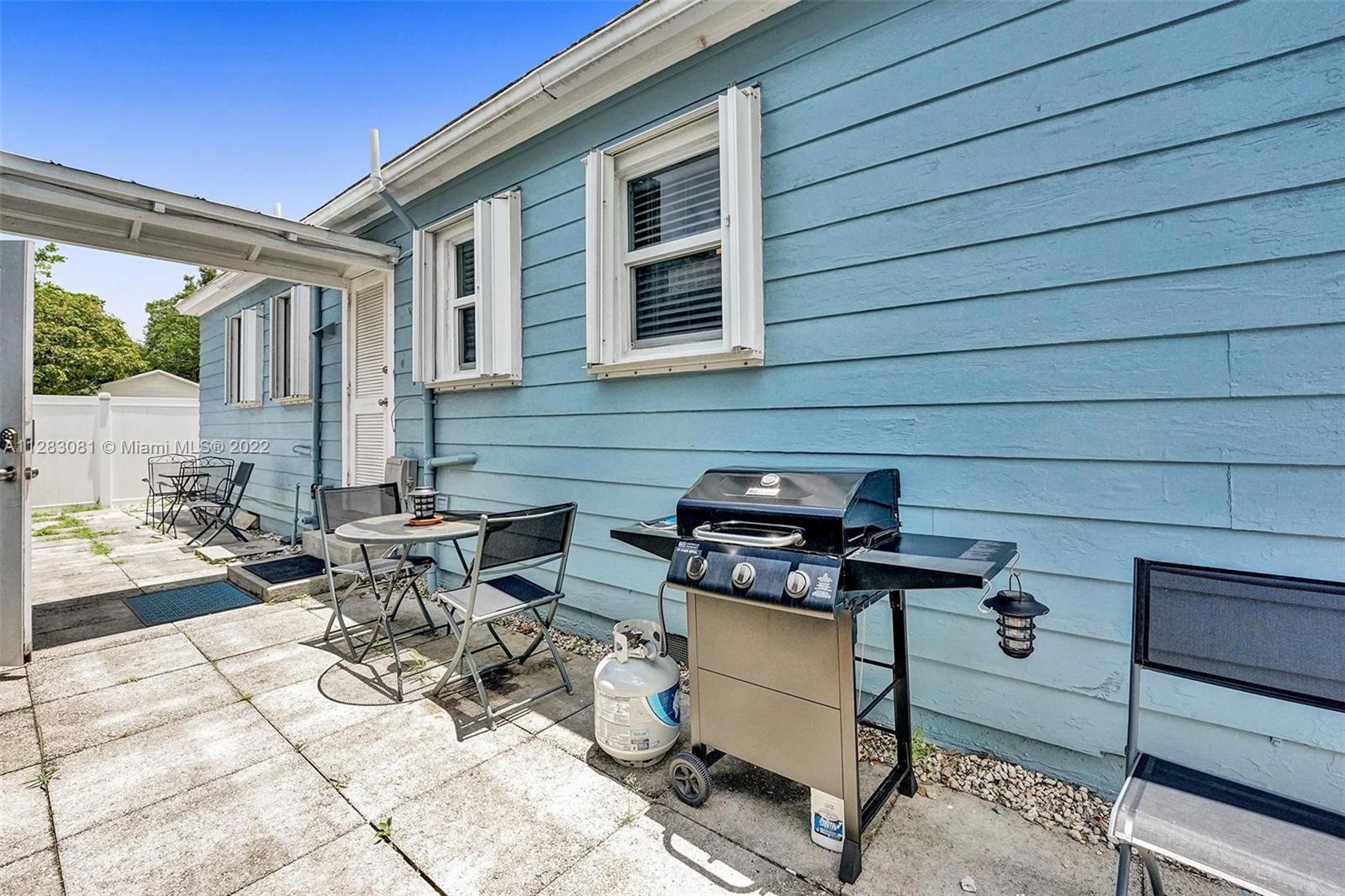 See details / 1121 sq. ft. $ 2023-01-04 0 Photo