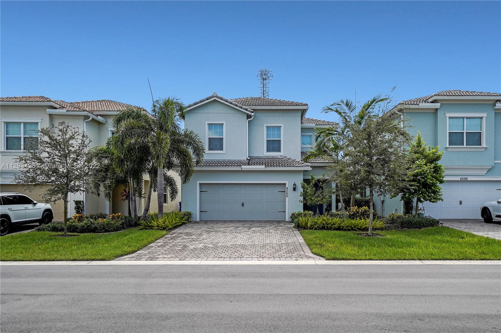 4566 Ficus St ,Single Family Residence, Hillcrest Country Club for Sale Parkview at Hillcrest