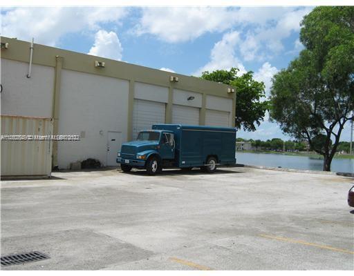 See details / sq. ft. $ 2022-10-04 0 Photo