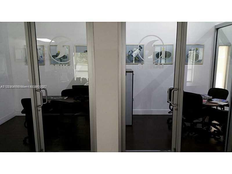 See details / sq. ft. $ 2022-10-04 0 Photo