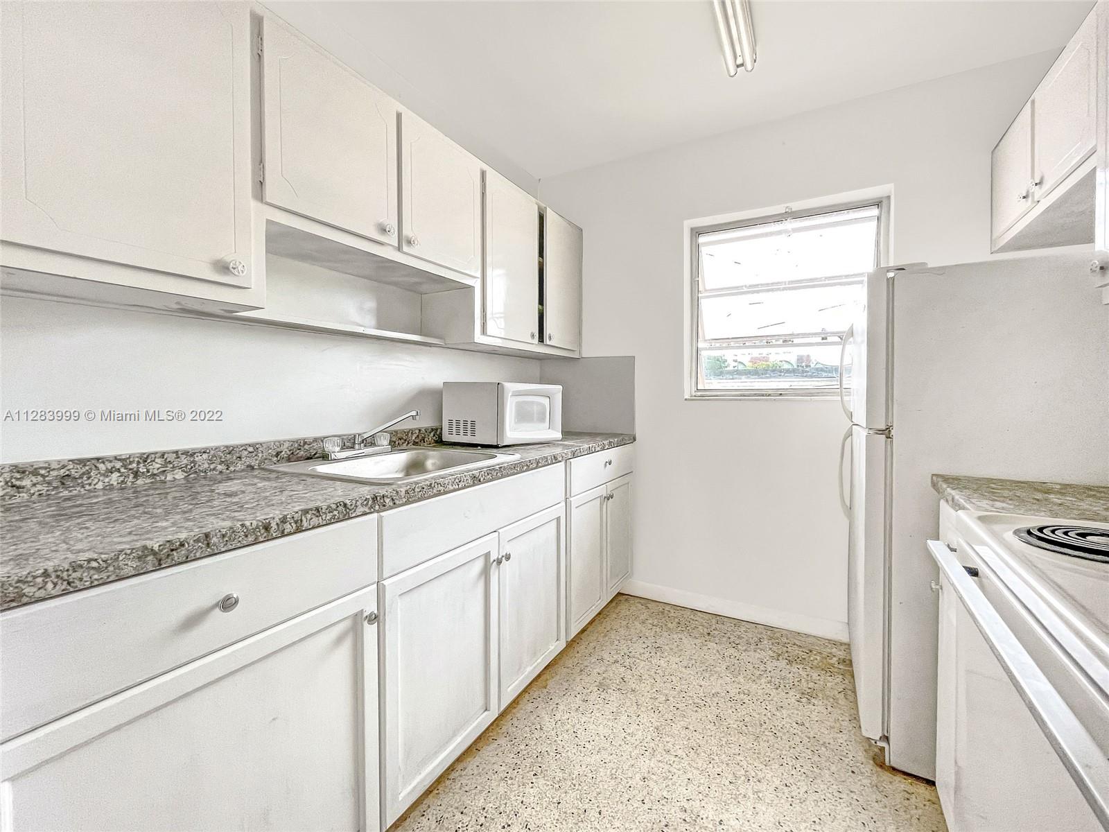 See details / sq. ft. $ 2022-10-04 0 Photo