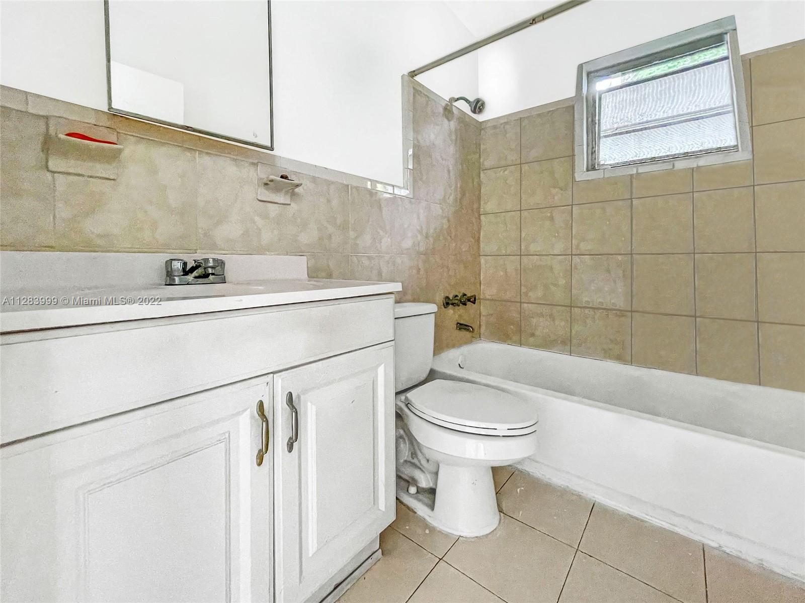 See details / sq. ft. $ 2022-10-04 0 Photo
