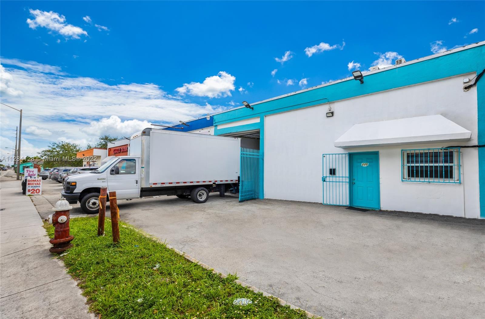 See details / sq. ft. $ 2022-10-05 0 Photo