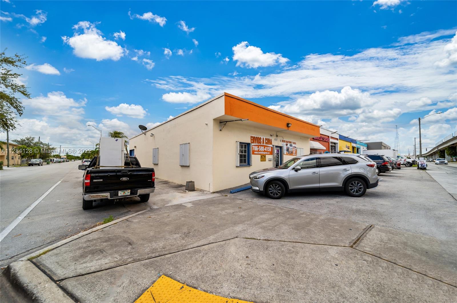 See details / sq. ft. $ 2022-10-05 0 Photo