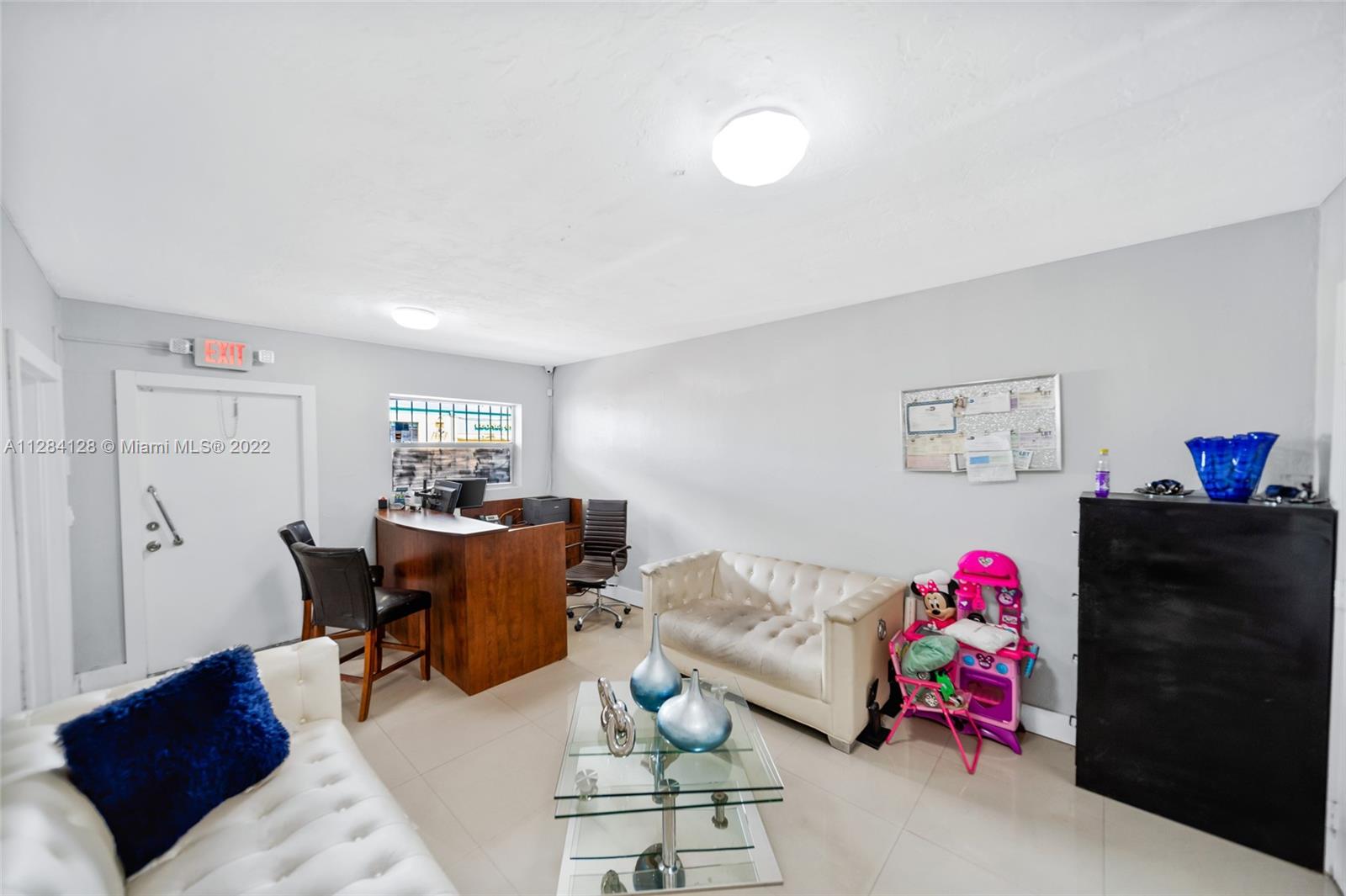 See details / sq. ft. $ 2022-10-05 0 Photo