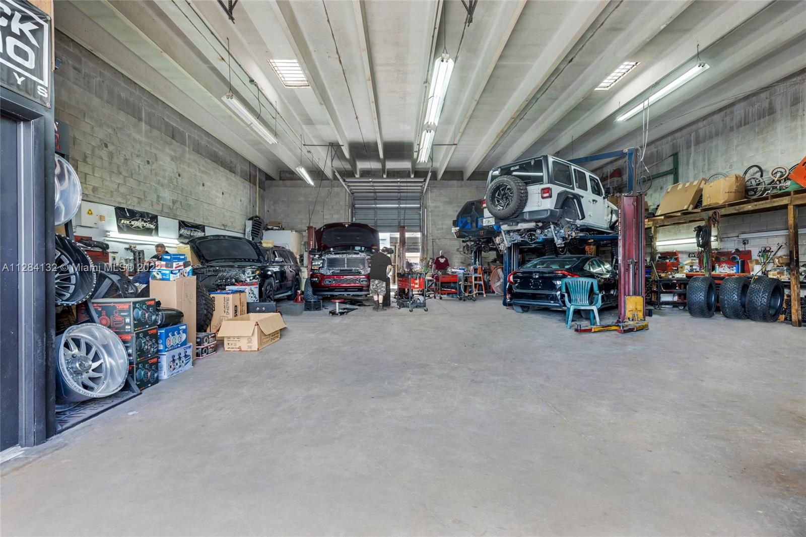 See details / sq. ft. $ 2022-10-19 0 Photo