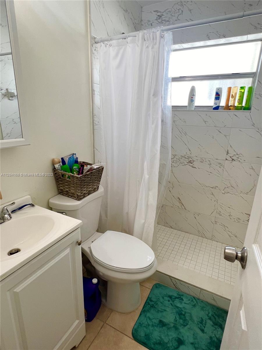 See details / 2074 sq. ft. $ 2022-10-13 0 Photo
