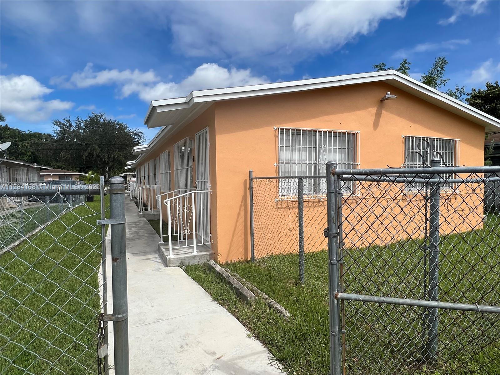 See details / 2074 sq. ft. $ 2022-10-13 0 Photo