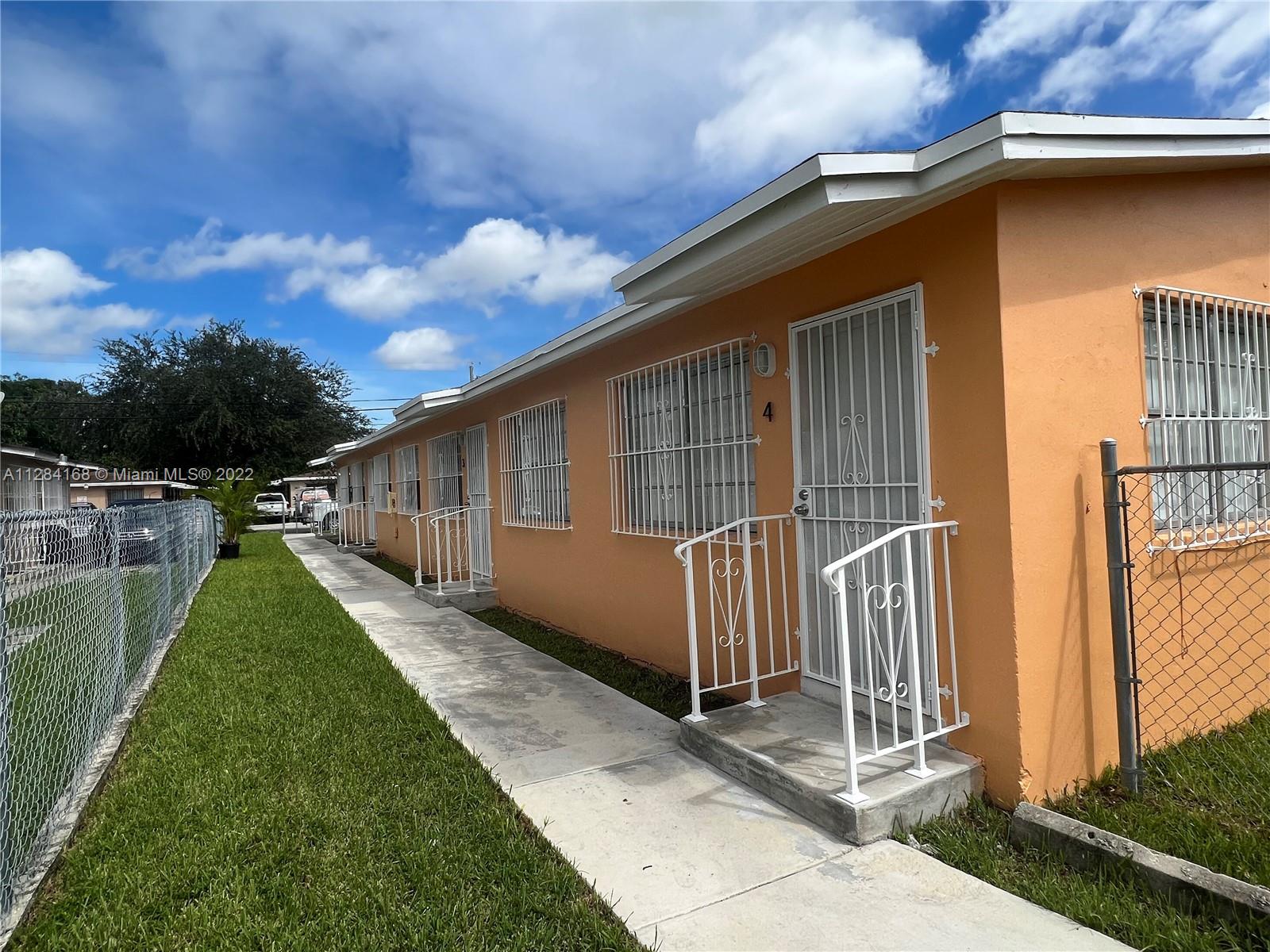 See details / 2074 sq. ft. $ 2022-10-13 0 Photo