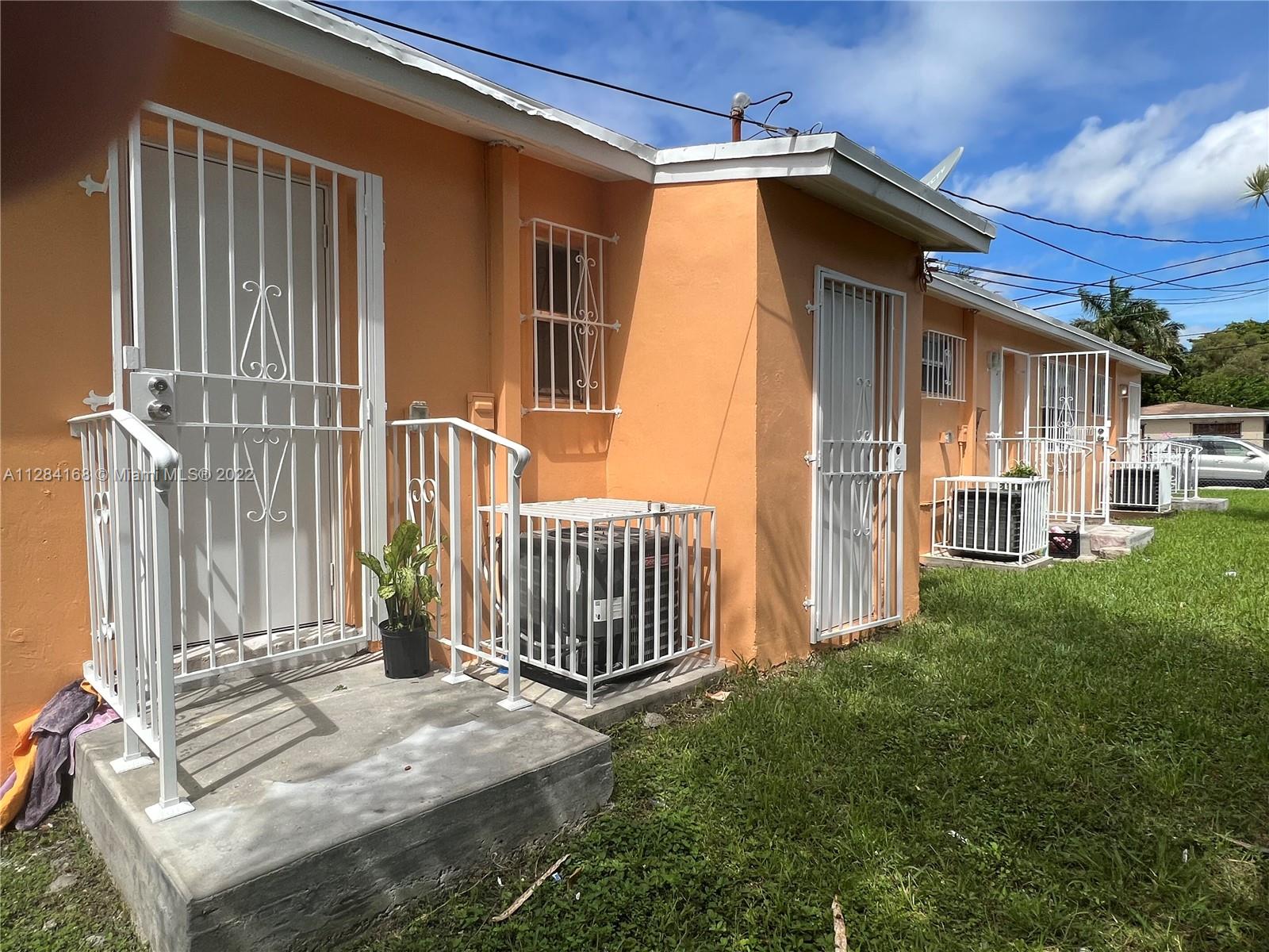 See details / 2074 sq. ft. $ 2022-10-13 0 Photo